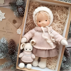 Delikatna lalka z naturalnych włókien dla dzieci 35 cm