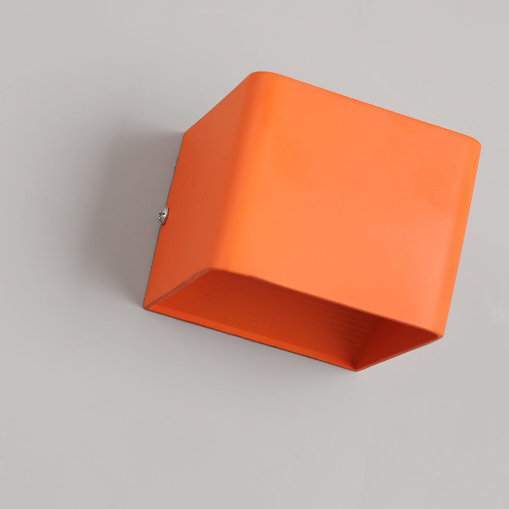 NoirCube Kwadratowa Lampa Ścienna Metal Czarny Kompaktowa Wnętrze