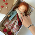 Delikatna lalka z naturalnych włókien dla dzieci 35 cm