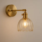 Wandleuchte mit Glas Schirm in Tulpenform