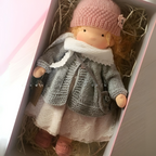 Delikatna lalka z naturalnych włókien dla dzieci 35 cm