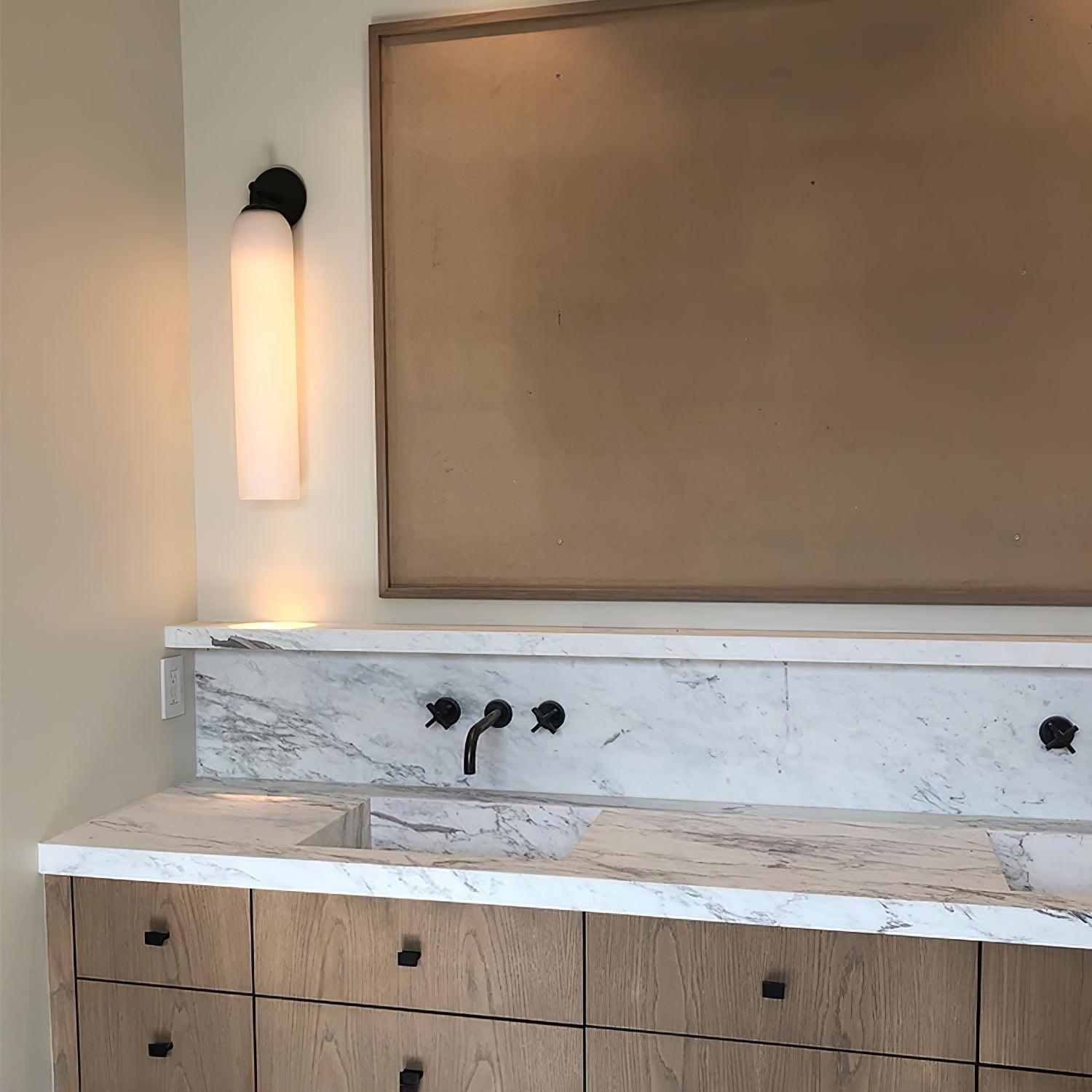 Moderne Wandleuchte mit Zylindrischem Design