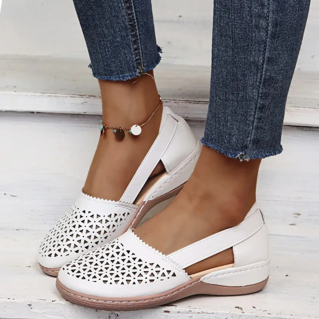 Komfortiva FlexSchritt Damen Slipper aus Leder mit Komfortsohle