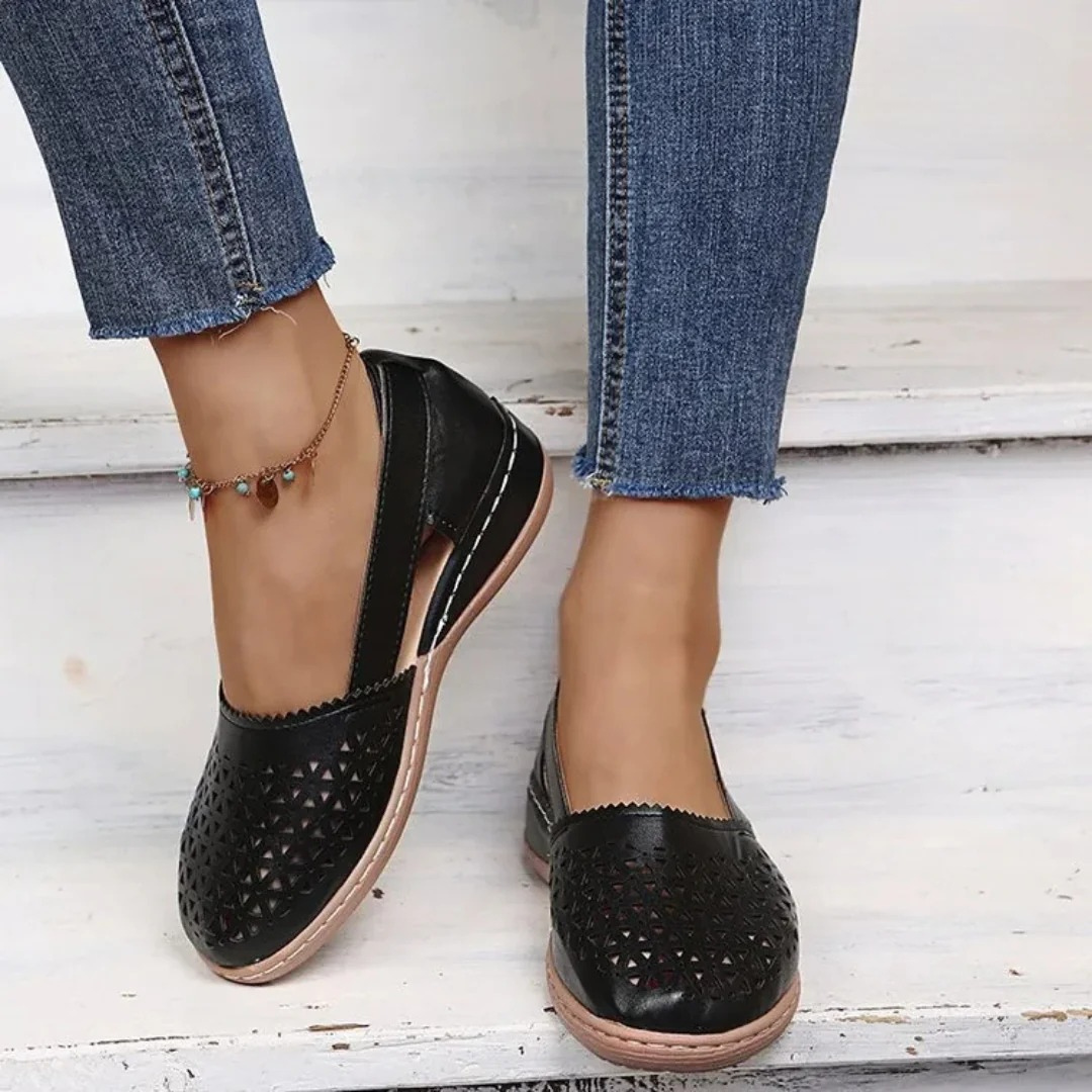 Komfortiva FlexSchritt Damen Slipper aus Leder mit Komfortsohle