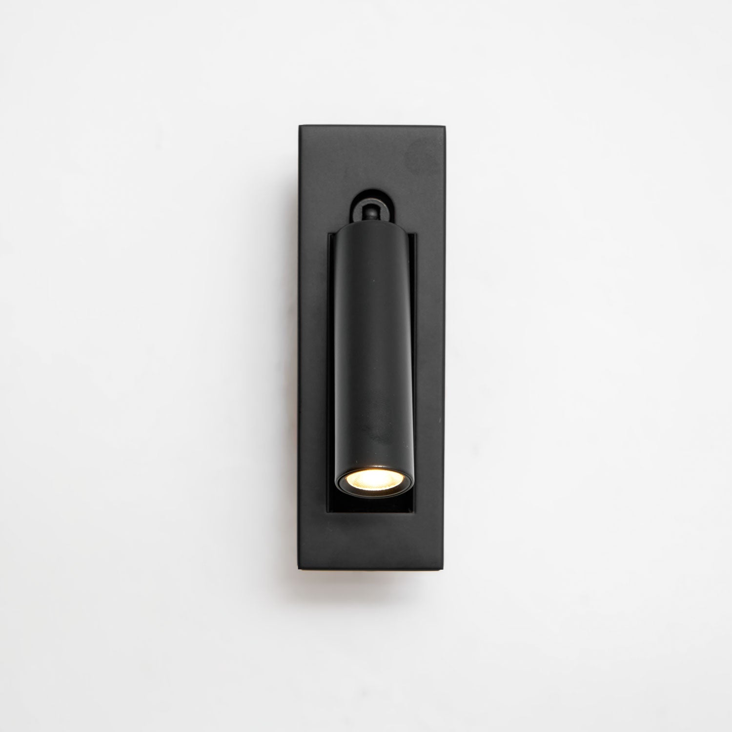 Verstellbare LED Wandleuchte für Schlafzimmer und Leseecke