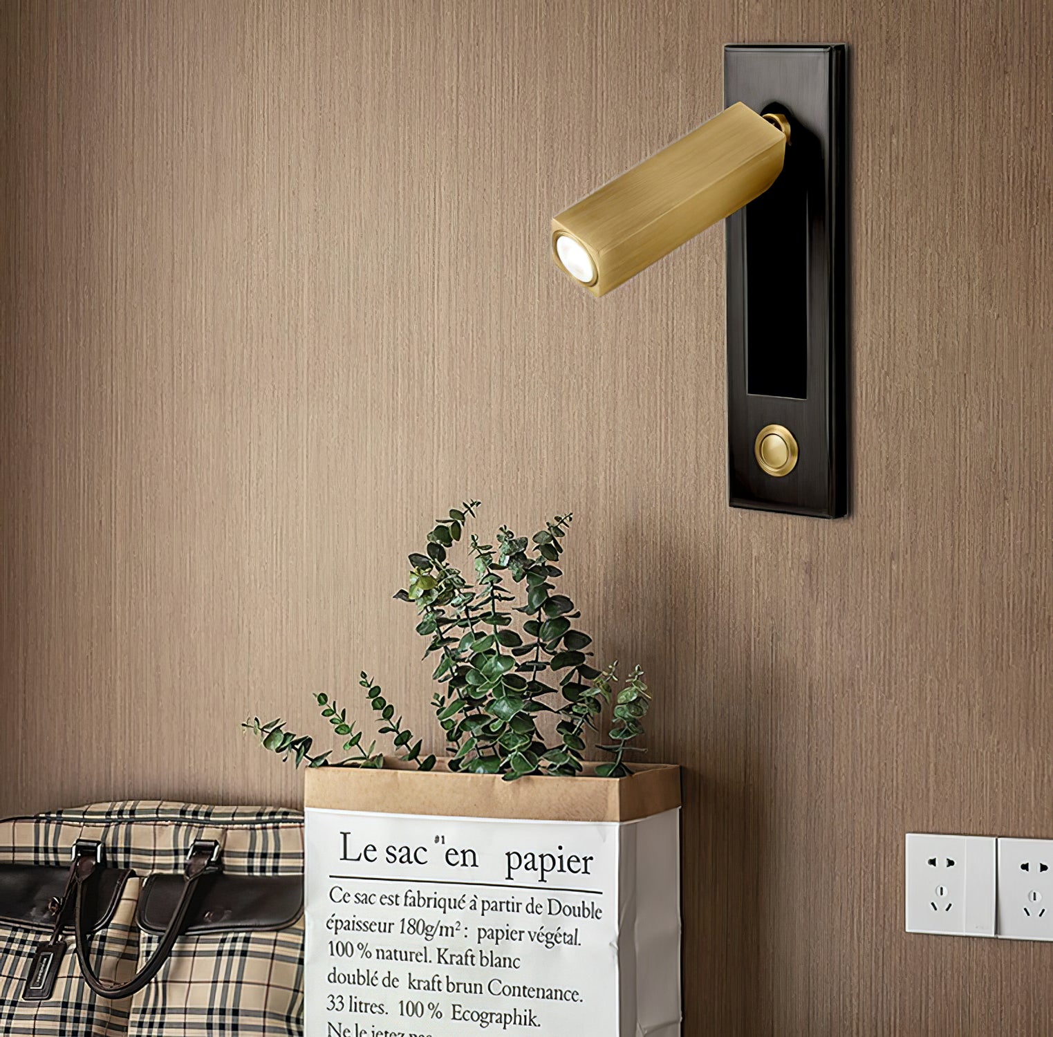 Verstellbare LED Wandleuchte für Schlafzimmer und Leseecke
