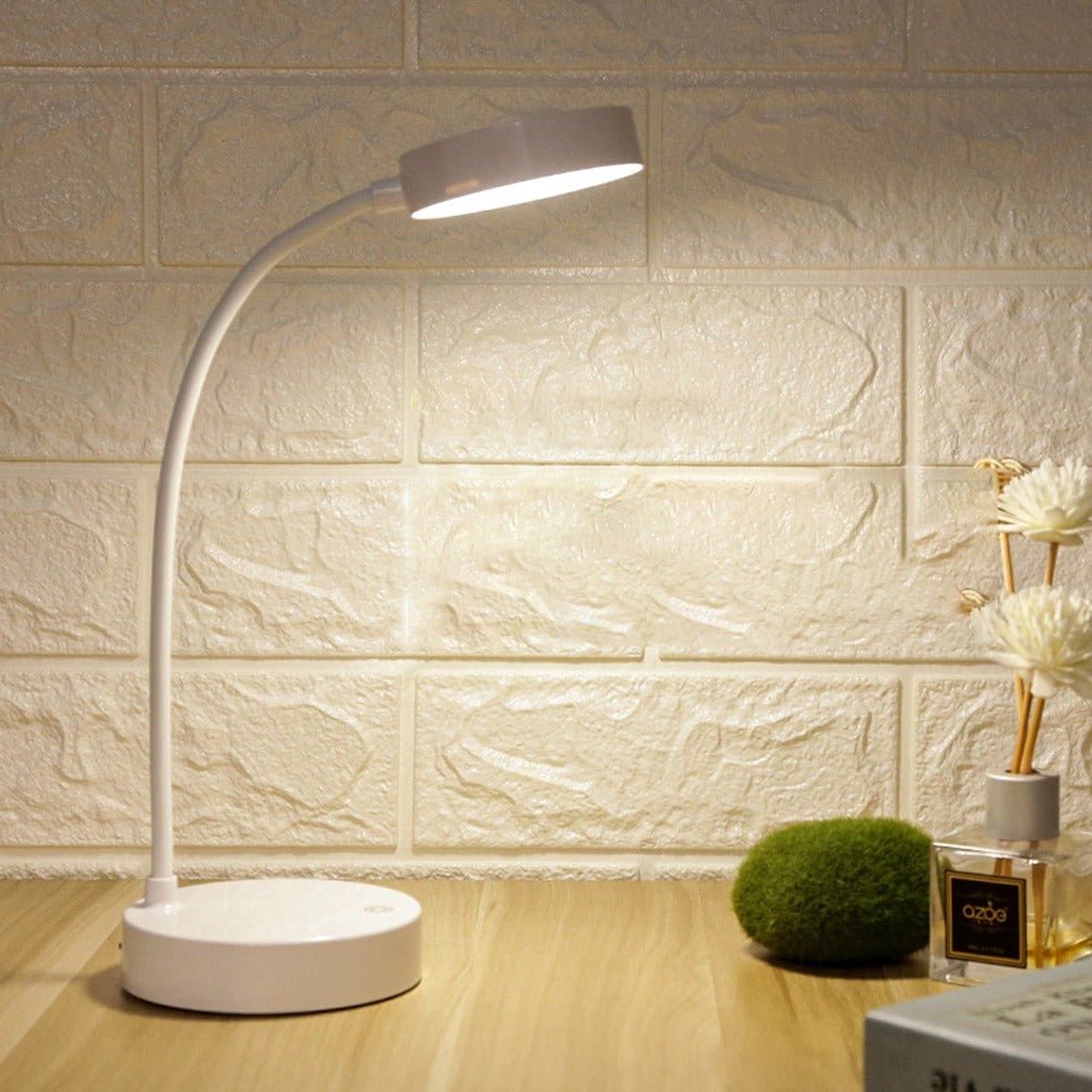 Lampka biurkowa LED LichtFlex z portem USB