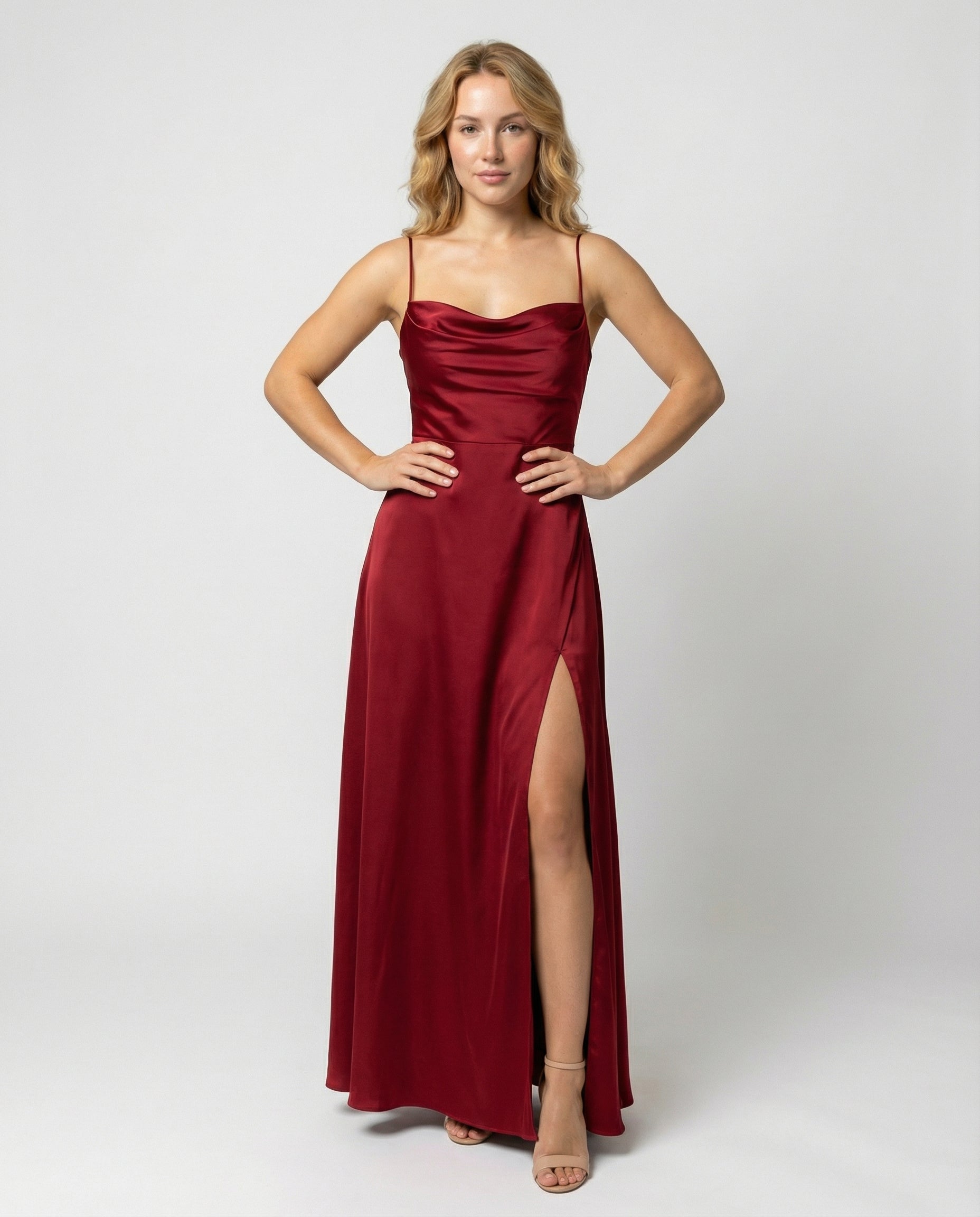 Silvara Maxikleid Damen – Langarmkleid mit Seitenschlitz