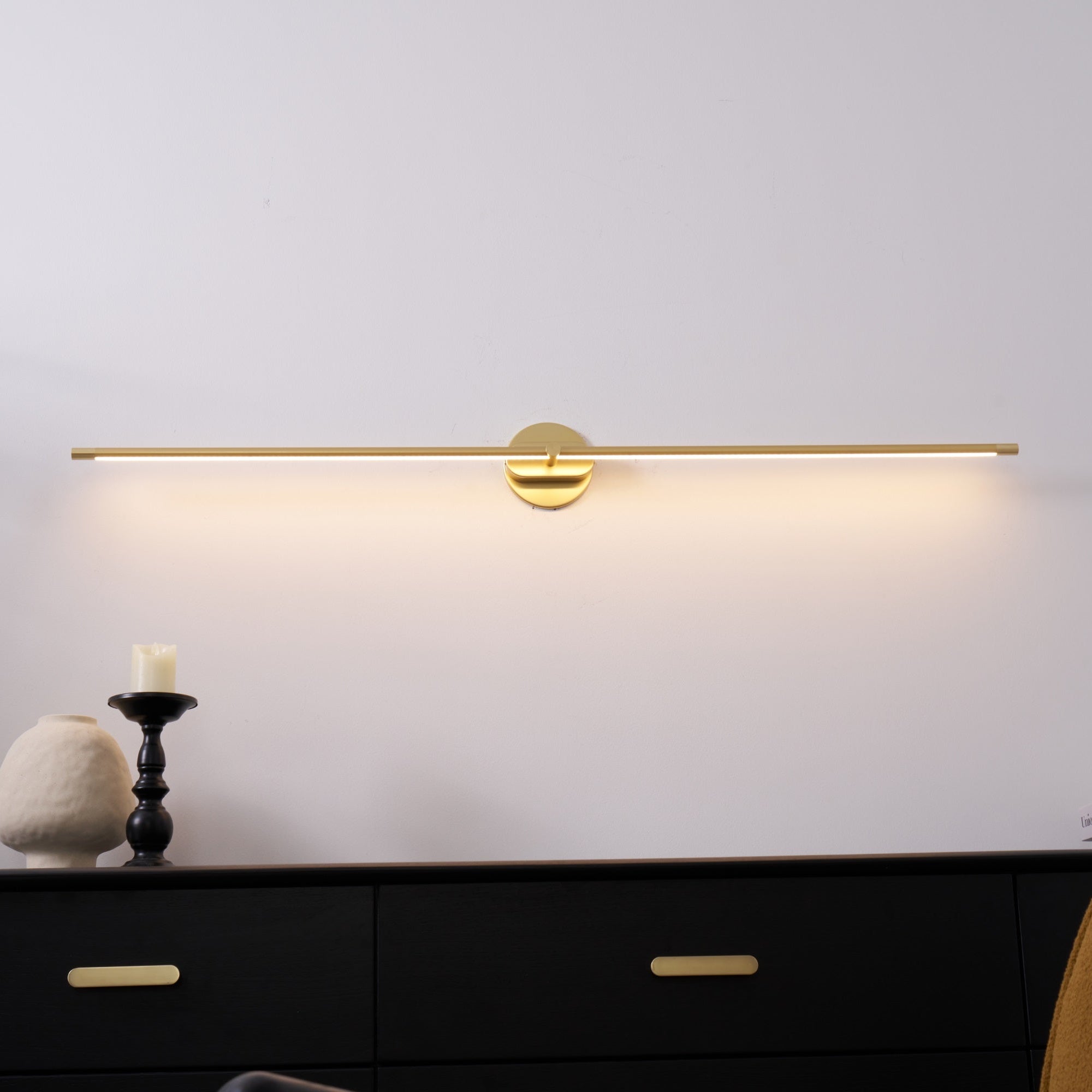 Lineare LED Spiegelleuchte für Badezimmer und Waschtisch