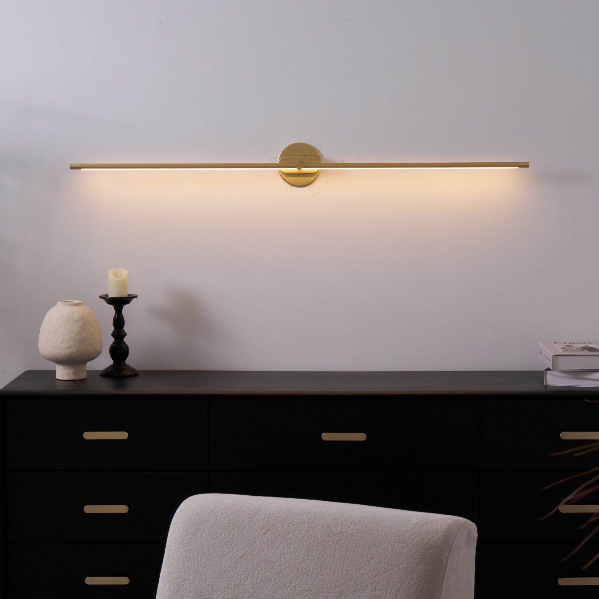 Lineare LED Spiegelleuchte für Badezimmer und Waschtisch
