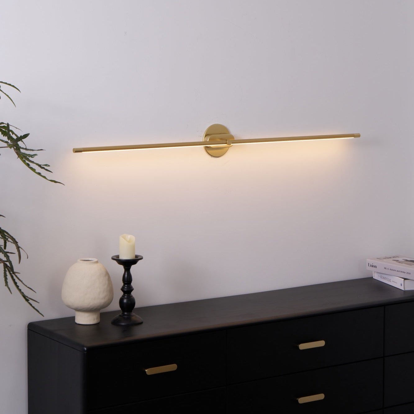 Lineare LED Spiegelleuchte für Badezimmer und Waschtisch