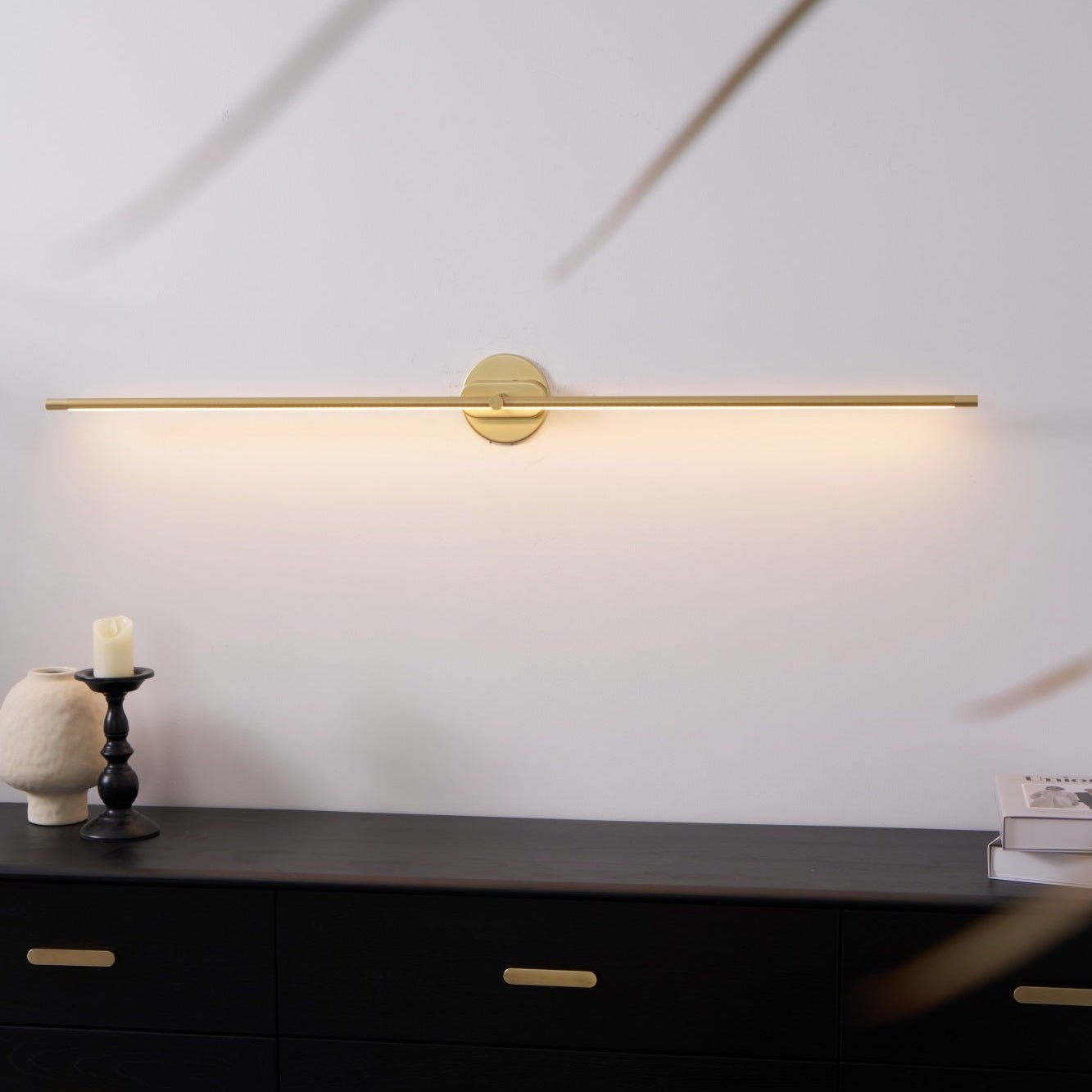 Lineare LED Spiegelleuchte für Badezimmer und Waschtisch
