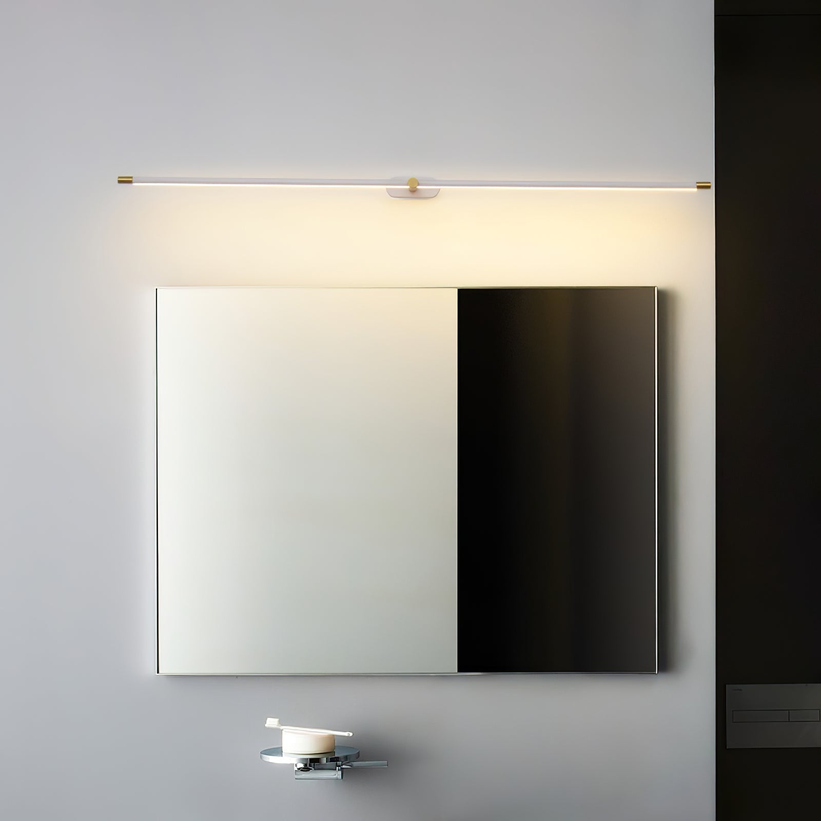 Lineare LED Spiegelleuchte für Badezimmer und Waschtisch