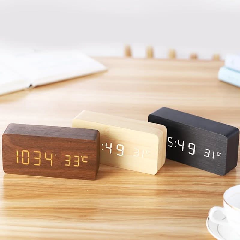Zegar LED z wyświetlaczem temperatury i 3 czasami alarmu