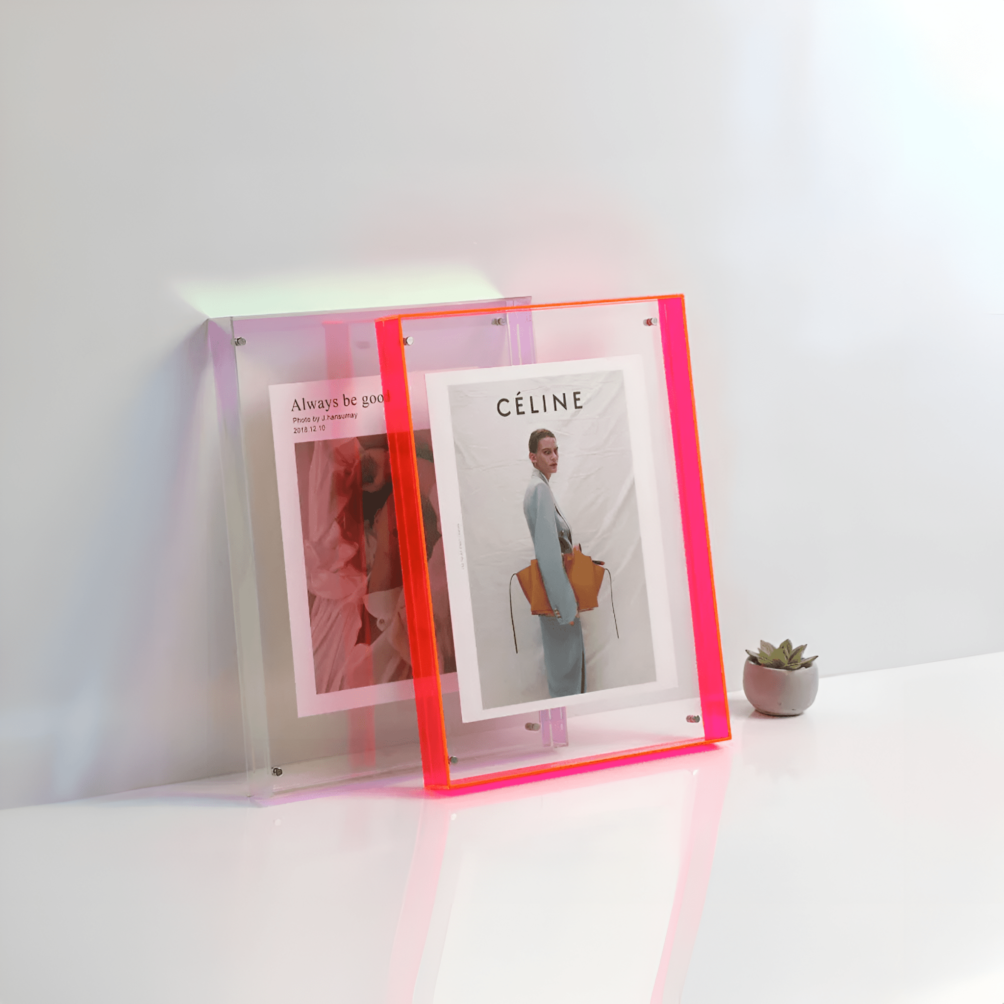 ClearFrame akryl billedramme med gennemsigtigt moderne design