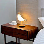 NestGlow fuglenatlampe med touchstyring og USB-opladning