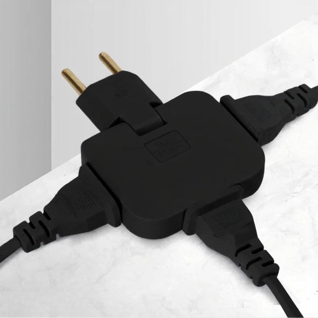 PowerFlex Drehbarer 3-fach Steckdosenadapter mit 180° Schwenkkopf