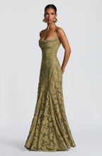 Blütenzauber Maxikleid mit Schnürdetail – Florales Sommerkleid Damen