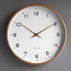 Zegar ścienny Holz z cichym mechanizmem i minimalistycznym designem