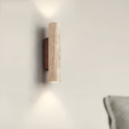 Wandleuchte aus Steinoptik mit LED Beleuchtung