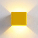 NoirCube Kwadratowa Lampa Ścienna Metal Czarny Kompaktowa Wnętrze