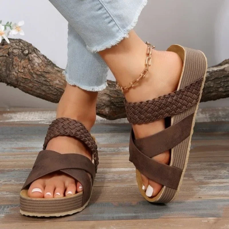 VelmoraKomfortSchritt Damen Plateau Sandalen mit Kreuzriemen